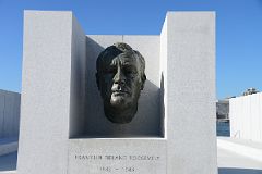 33 New York City Roosevelt Island Franklin D Roosevelt Four Freedoms Park Franklin D Roosevelt 1882-1945 Statue